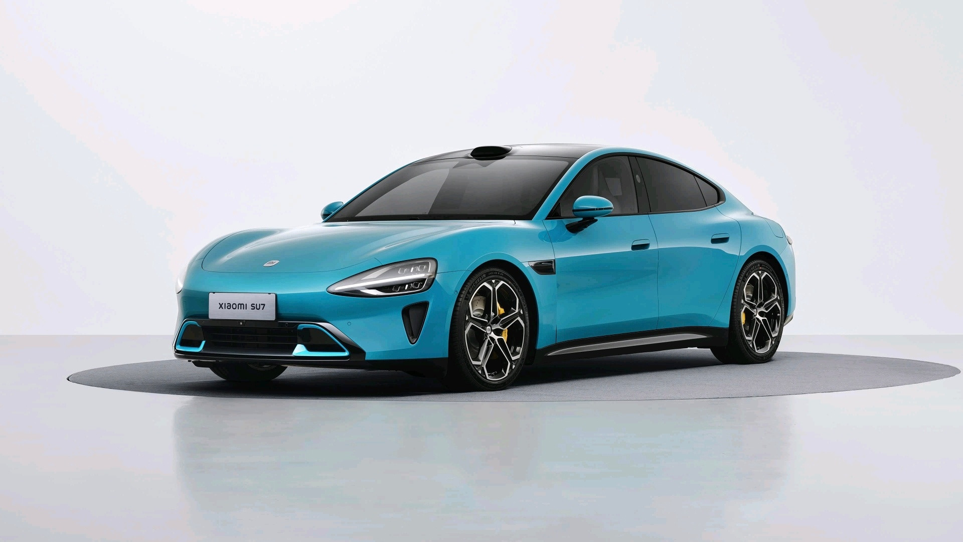 一年多时间卖了接近37万辆，唯一能在同价位击败特斯拉的国产纯电车型毫无疑问的超级