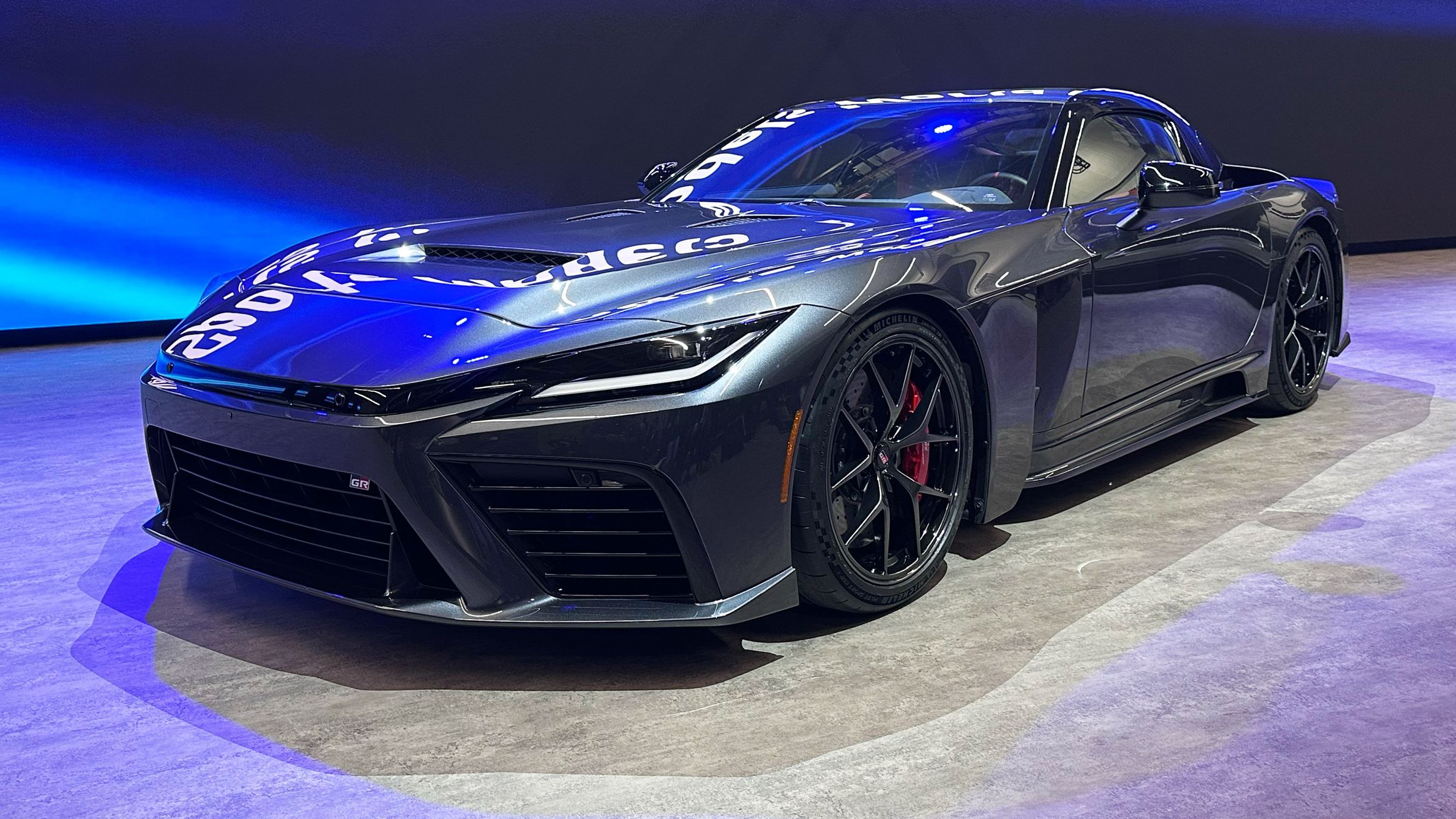 这么长的L113，但是依然不够好看…不知道能不能这么说。