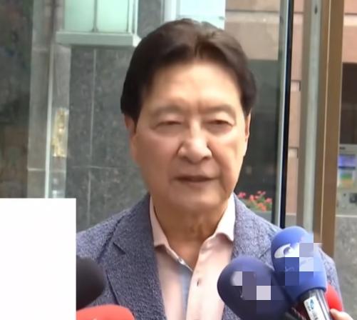 赵少康针对赖清德无法出访非洲发表了自己的看法，他说赖清德原本这次不进行中途转机直