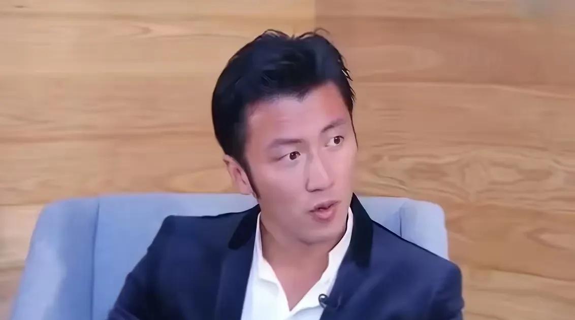 谢霆锋怎么也想不到本来是秀恩爱的演唱会最后却为前妻做了嫁衣！在演唱会上谢霆