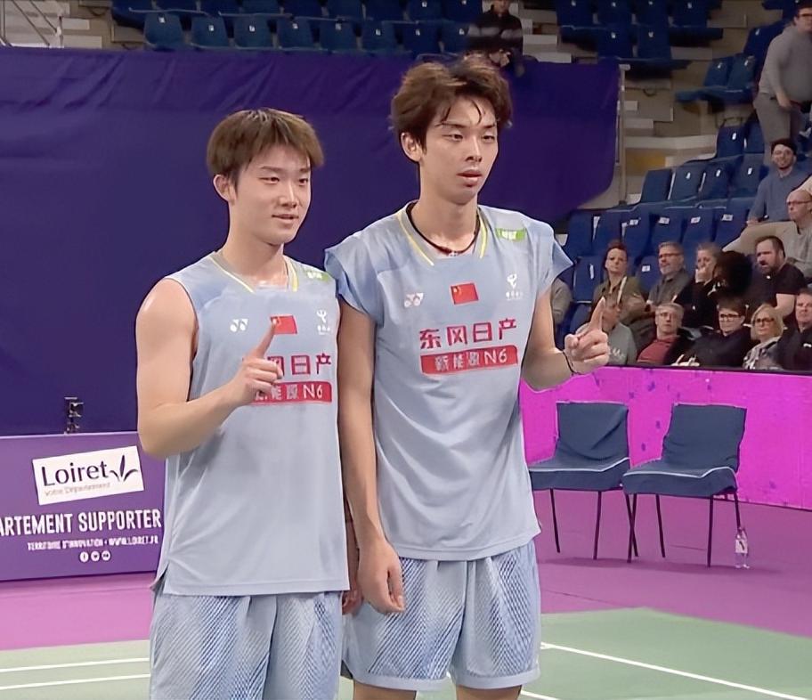 亚洲羽毛球锦标赛国羽男双小将晋级李诗沣一轮游亚洲羽毛球锦标赛今天进入第二比