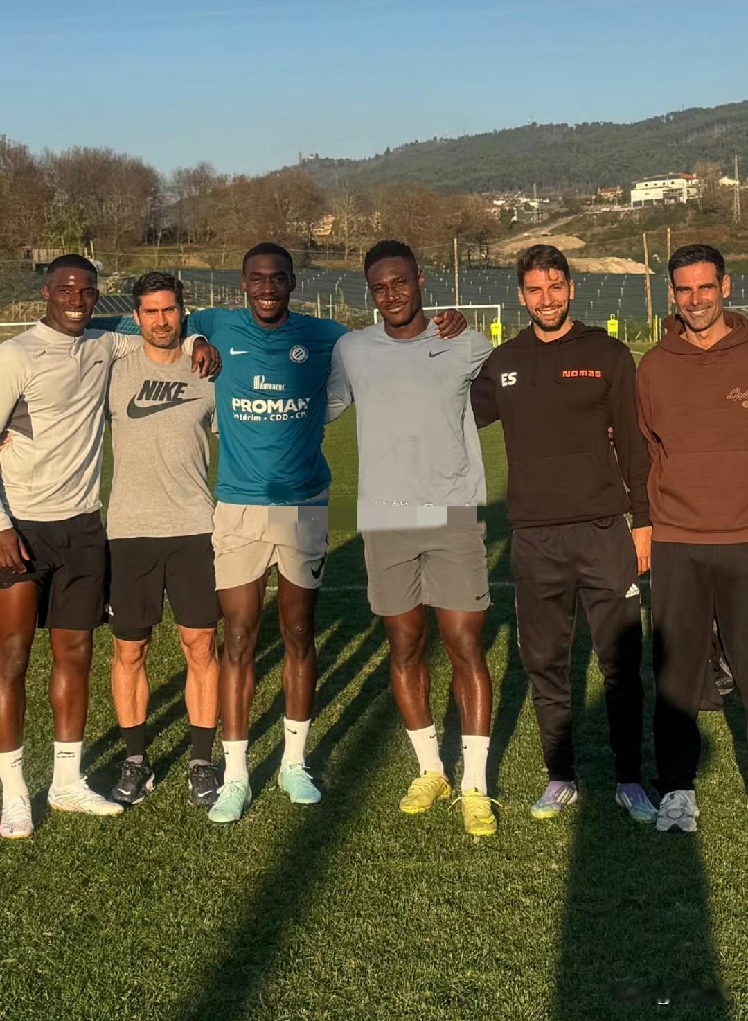 中超的国内球员大部分还在休假，而中超外援们已经开始自费训练了。北京国安的法比奥