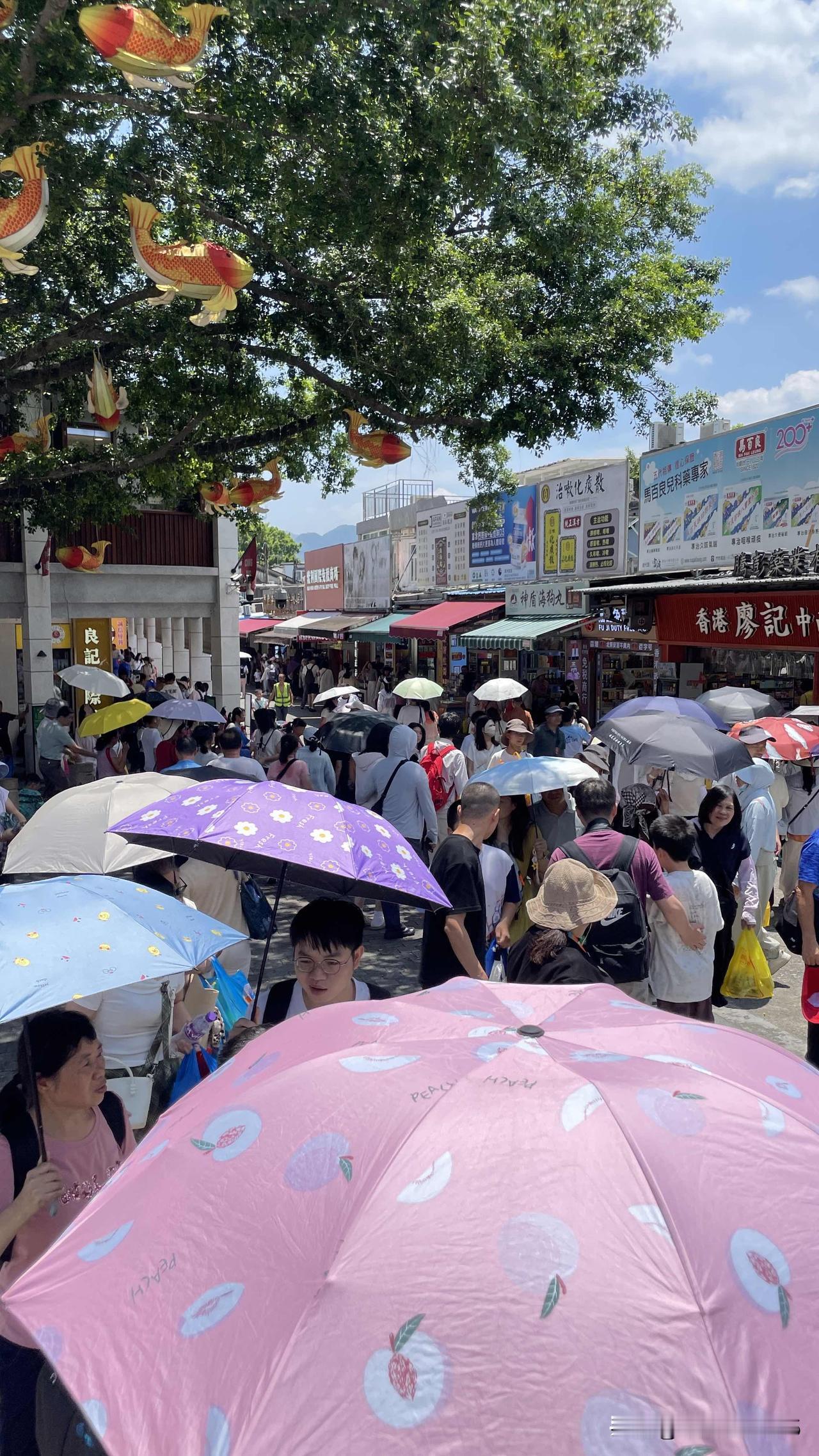 深圳中英街，当年非常火爆的带货一条街，现在怎么样了？我第一次去中英街是201