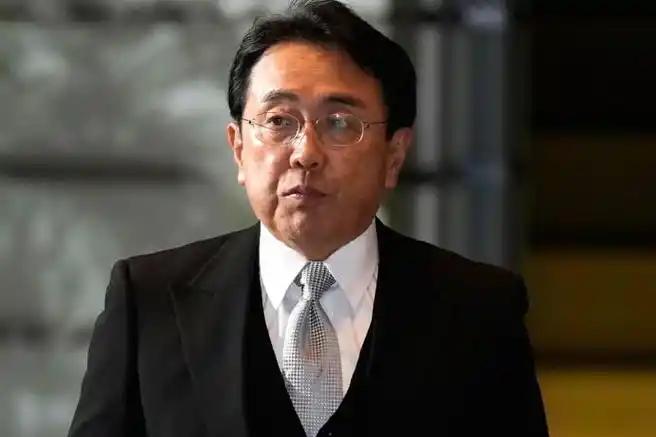 🌞彻底扛不住了！苦等中方回应半年无果，日本紧急派重臣访华求破冰。日本终于