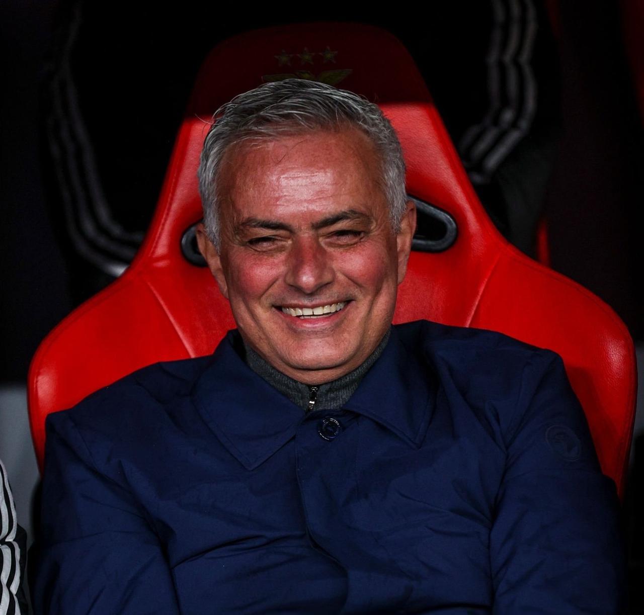 欧洲转会新闻汇总！★穆鸟归巢！据说今夏世界杯结束后，穆里尼奥将会执教葡萄牙国