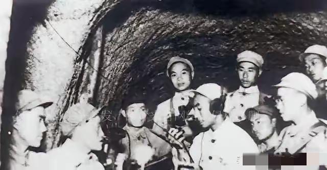 上甘岭打到后来，是一天一个连！一个全员师，27个步兵连，一个全员军是81个步兵连