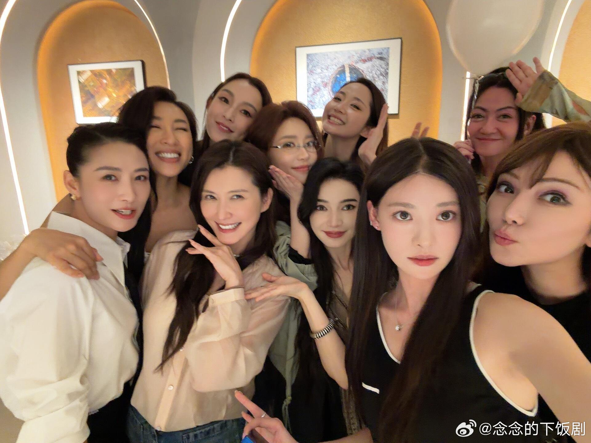 心动的信号好多人啊！！我浪7了心动的信号‖​​​