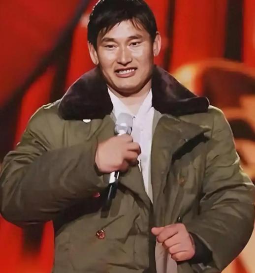 朱之文说过大实话：“我不缺钱，真不缺。”记者紧跟着追问：“那您天天赶场子图啥？”