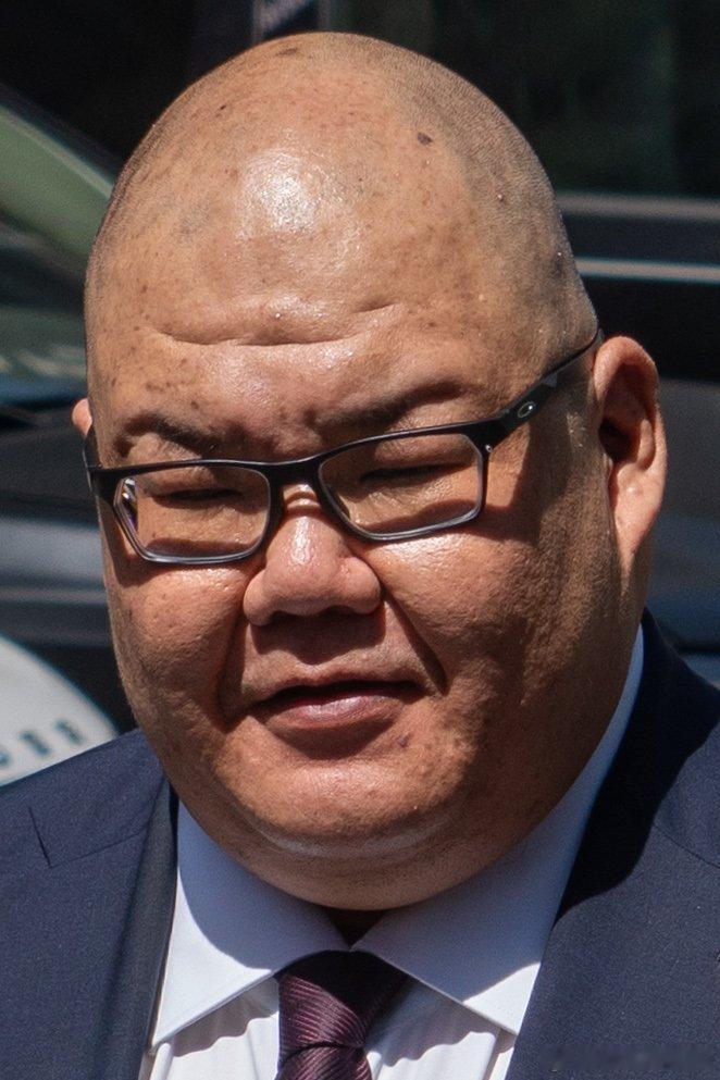 白宫通讯主任张振熙大骂蓬佩奥：“蓬佩奥根本不知道自己在说什么。他最好把他那张蠢嘴