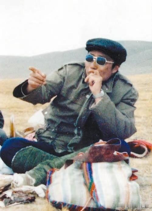 看完真的绷不住了，这位英雄，我们都该记住他的名字——杰桑·索南达杰。19