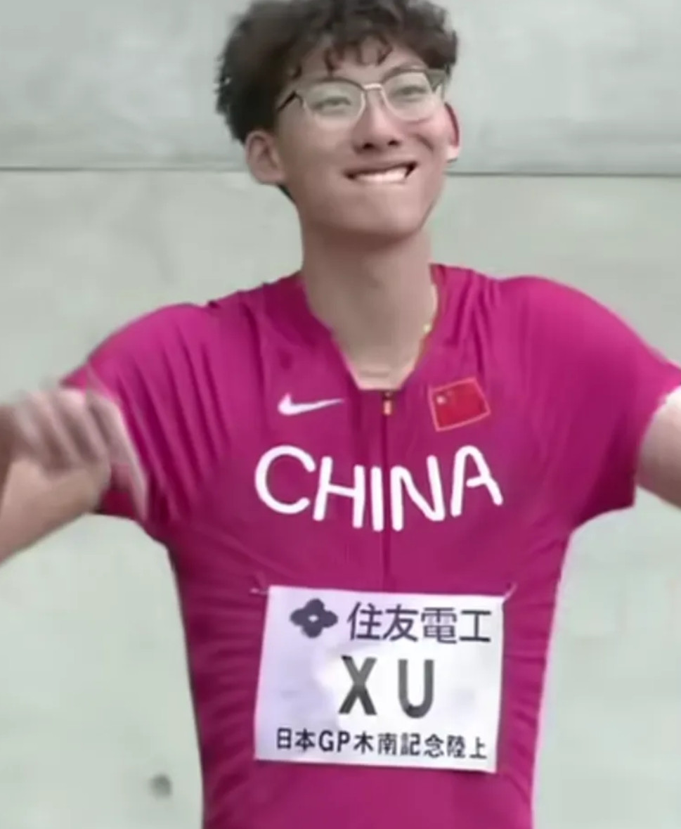 “眼镜飞人”徐卓一又出好成绩了！在世界田联洲际巡回赛大板站男子110米
