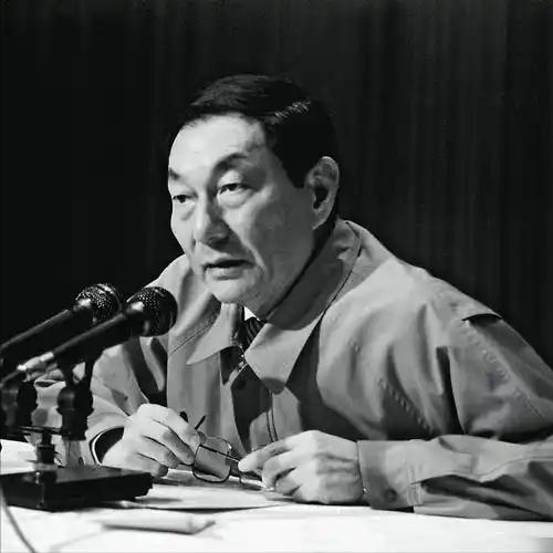 中国国务院原总理朱镕基逝世，日本国驻华大使馆8月13日上午在社交平台发布降半日本