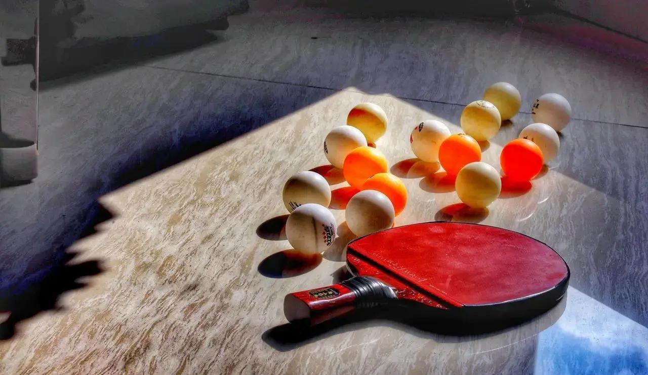 孩子发育慢，别总逼着做康复训练刷题，那样容易适得其反。很多时候，看似“摆烂”的日