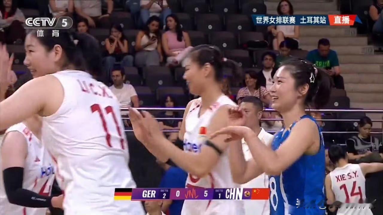 李晨瑄仍然是中国女排的秘密武器！昨晚上打德国女排，虽然她进攻数据有点不太理想，但