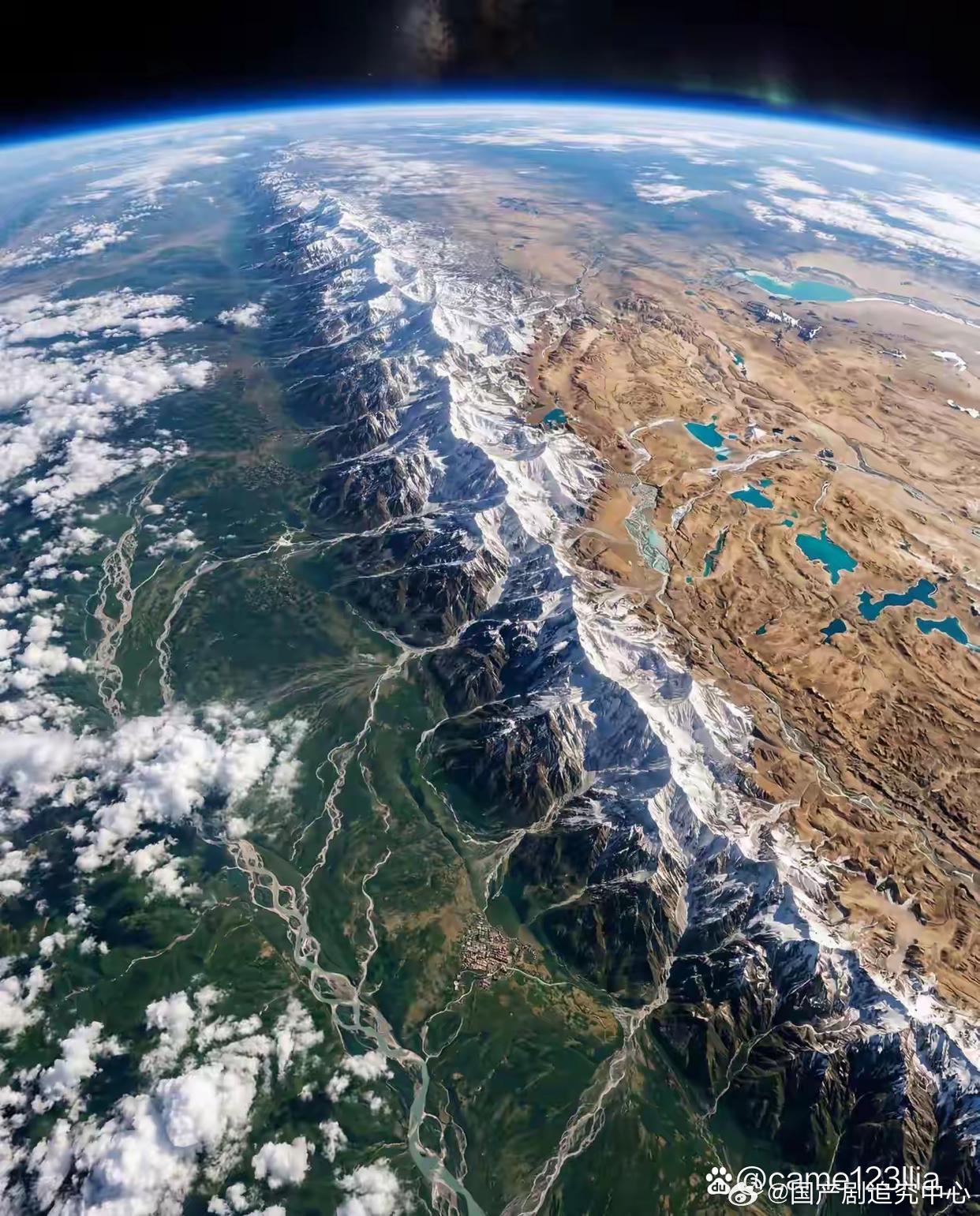 从太空看到的喜马拉雅山脉.