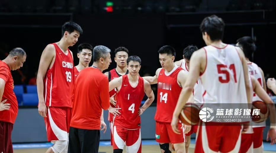 求求了，别集训了！据媒体报道，中国男篮在经过短暂休息之后将会继续集训，参加7月