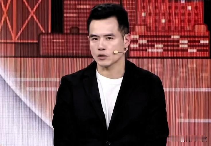 孙颖莎为什么和蒯曼退赛，而参加混双？刘国正说了实话！他说:孙颖莎平时很注意锻