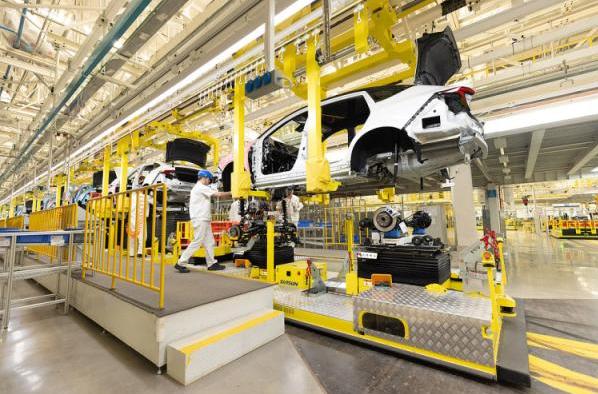 日本经济赖以生存的命脉正在断裂！本田做出颠覆行业的反常操作，将武汉、广州工厂生