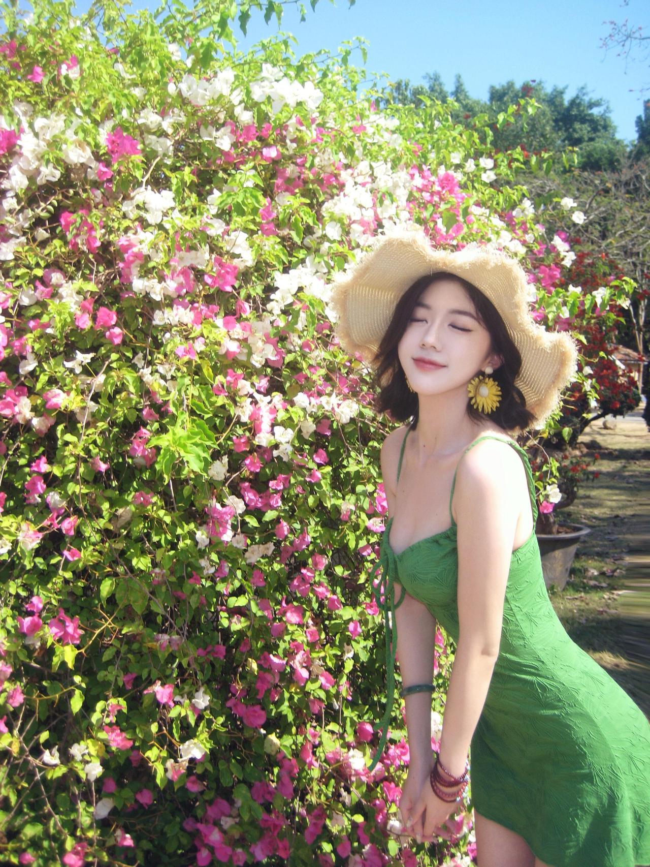 美娇娘美图分享花开的时候有你真甜