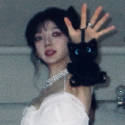 田曦薇嫁金钗开机状态【田曦薇】你愿意加入猫猫教吗