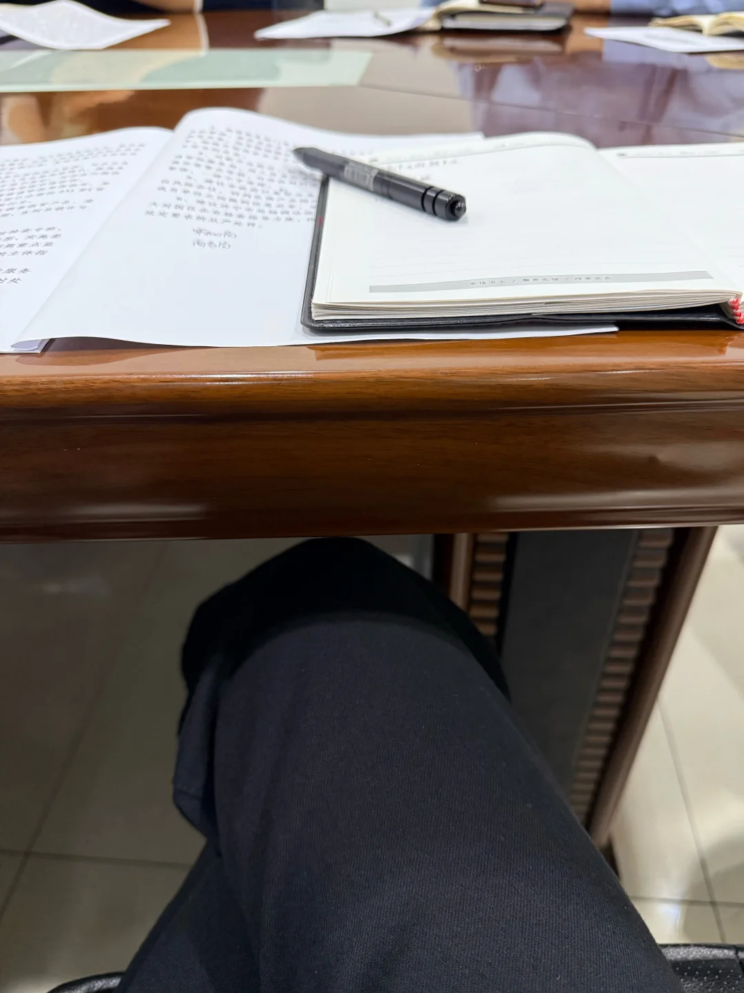 体制内最累人的，从来不是加班多