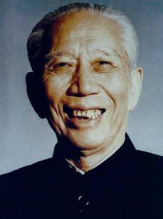 王震将军在他逝世前也感觉到世道不对了，向后人留下三句话：第一句是：“谁反对毛主席