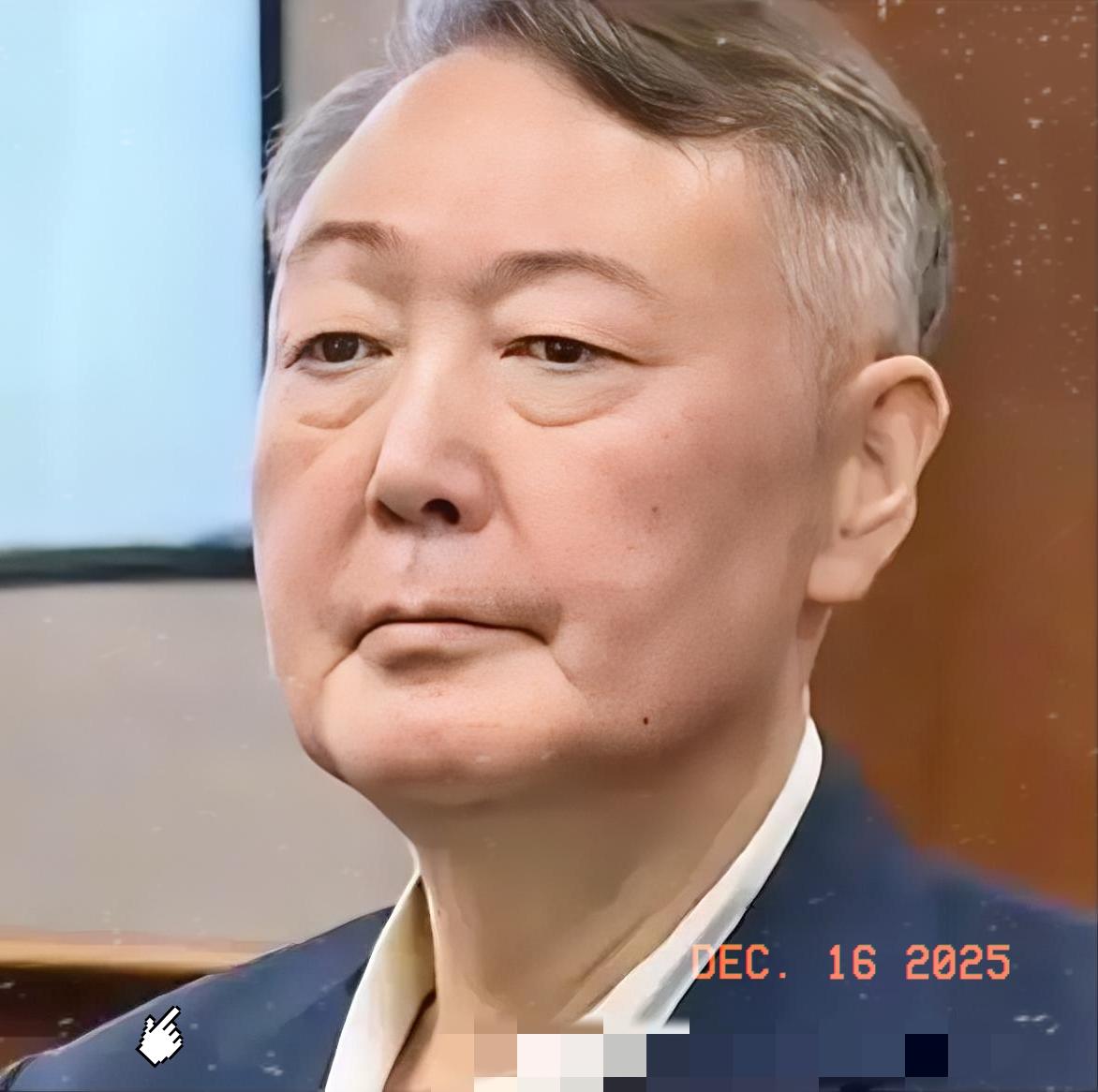 万万没想到，李在明失算了！本打算捏住尹锡悦的七寸死穴，然后整死他！谁承想专案组1