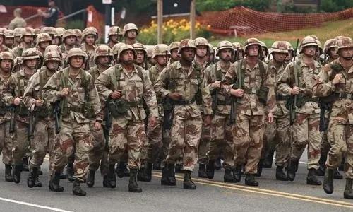 美国的阅兵看完得出的结论就是，美军已经无法与中国相抗衡，与中国交手必败。阅兵式上
