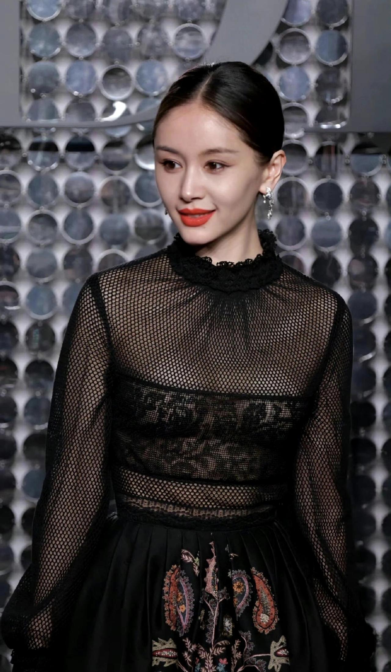 398、即使是最微小的善意，也能像涟漪一样，扩散开来，温暖整个世界。