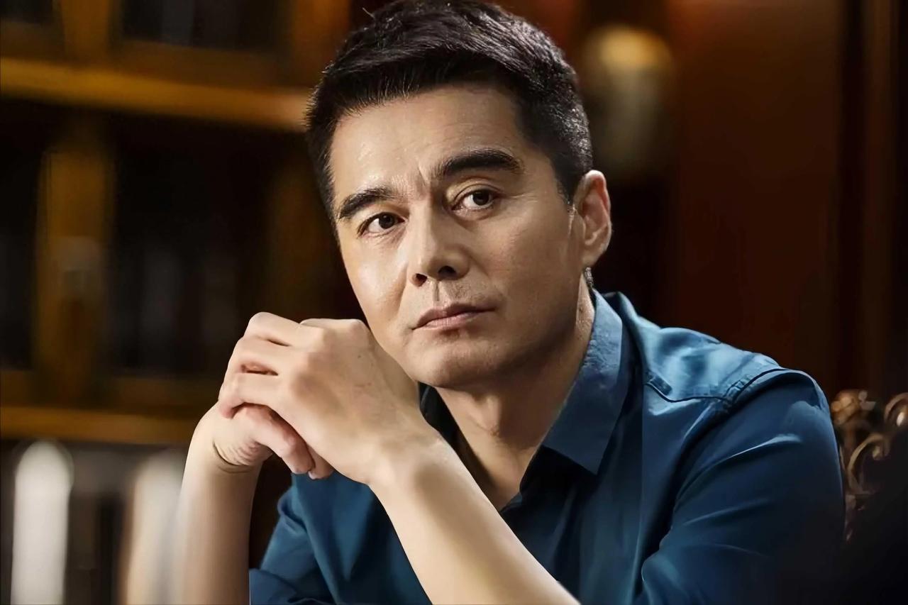 许亚军说，我大儿子很懂事，我跟张树结婚之后，他一直叫他阿姨。9岁的时候，他知道我