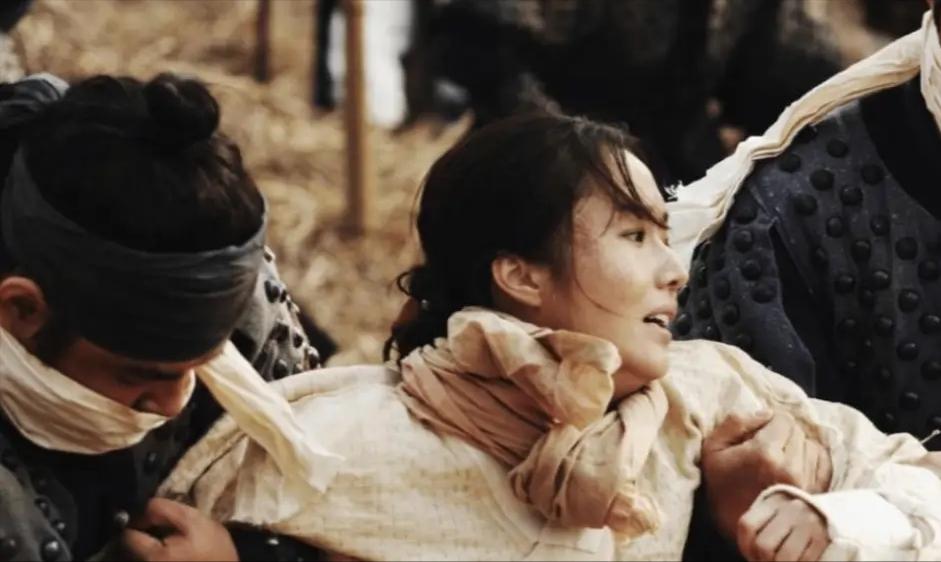 🌞古代“菜人”是什么?随时被人割肉吃,价格竟然比生猪肉都便宜。 在如今