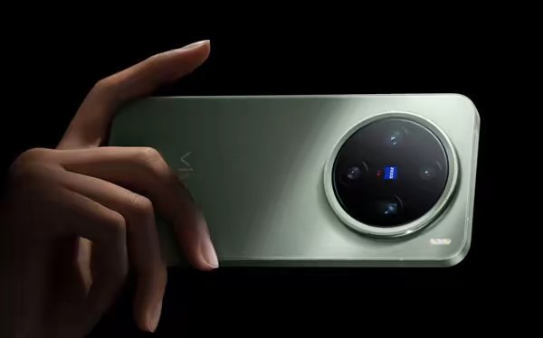【vivoX300Promini曝光：补齐上一代短板】据数码闲聊站爆料称