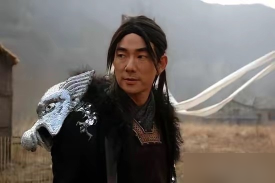任贤齐当年差点没演成杨过，就因为他是去唱歌的。1998年台版《神雕侠侣》，男主角定的是黄磊。戏服、头