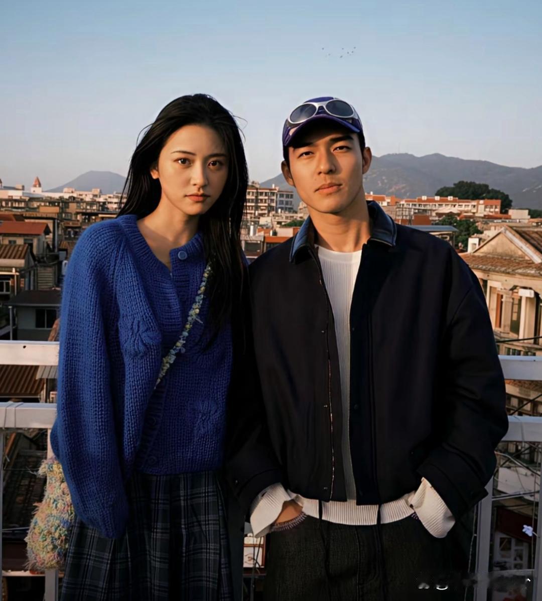 还想说沈月咋变高了？原来是这样。