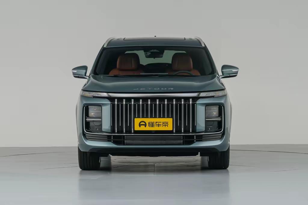 最近不少朋友在问这车该怎么选，看配置表有点眼花。就单纯根据它的配置信息，和大家捋