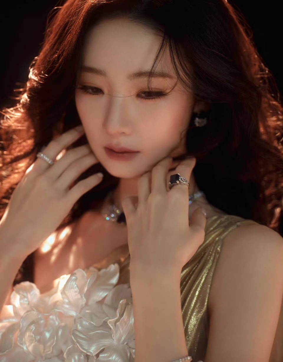 张艺凡张艺凡张艺凡