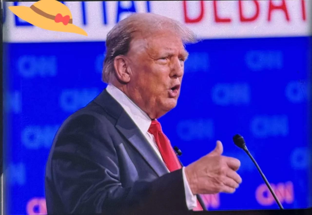 特朗普傻眼了，就在他出售武器装备给台湾，中国首次以“武力”威慑美国，中国公开表