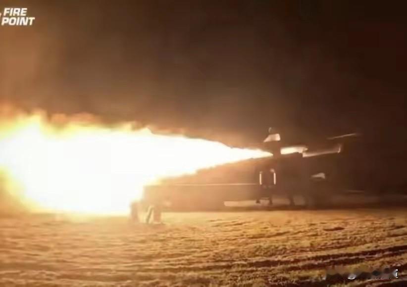 秘密轰炸！乌克兰突然深夜袭击俄罗斯最大的洲际弹道导弹工厂。2月21日深夜，乌