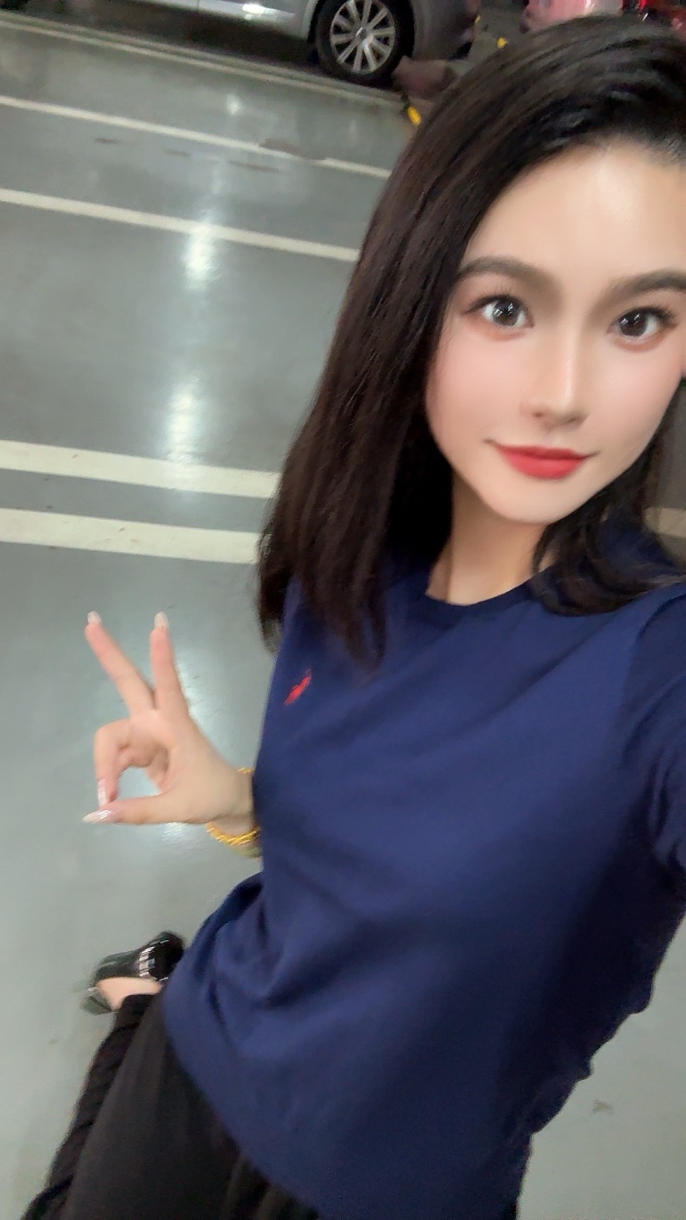 干活今天拍的车🚗还有保密协议！图二这个“新手”，大不大