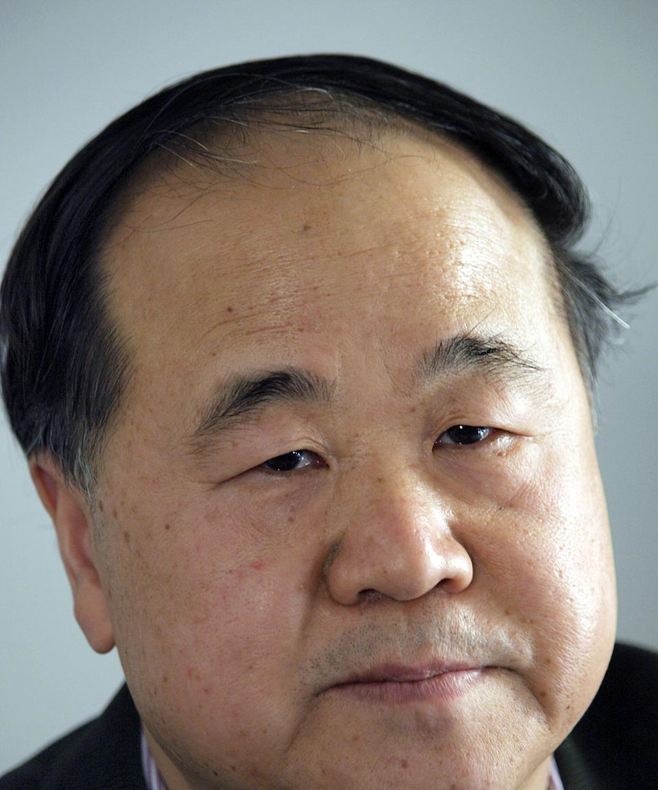 莫言直言：样板戏里的人物就压根不来源于生活，也不高于生活！他们是不食人间烟火的超