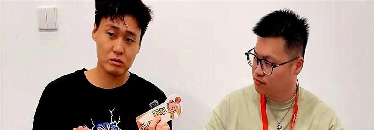北京首钢一纸三年顶薪锁死陈盈骏，其他球员续约窗口被焊死，这波操作让整个CBA转会