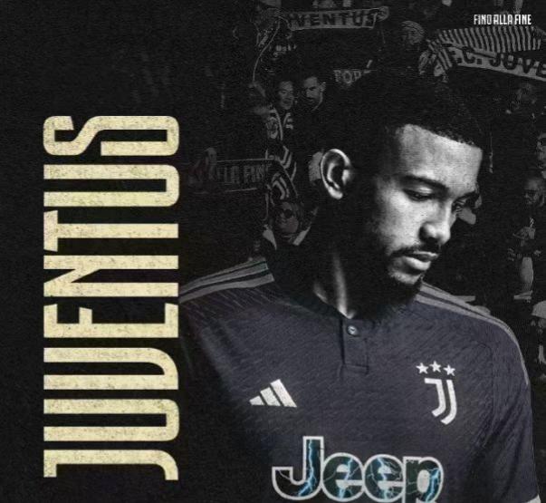 尤文图斯直拍大腿，为何不早请斯帕莱蒂？尤文3比0胜萨索洛，最近11轮意甲仅输一