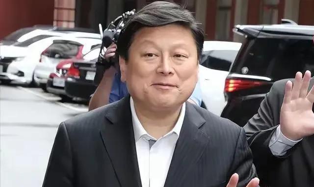 傅琨萁危险了，因为民进党大罢免的首要目标就是罢免傅琨萁，对民进党来说，只有罢免了