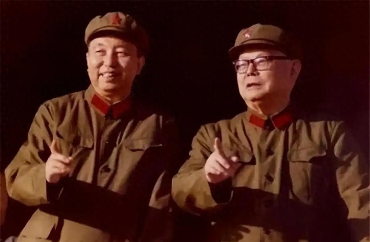 80年代初华国锋遭到批评，许世友当场支持称华同志为人坦率，绝不会虚与委蛇！1