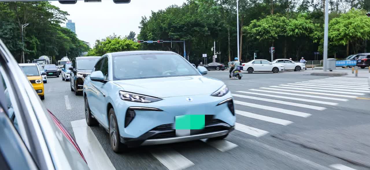 没优惠谁买电车？同事一句话揭穿真相，你的选择是？