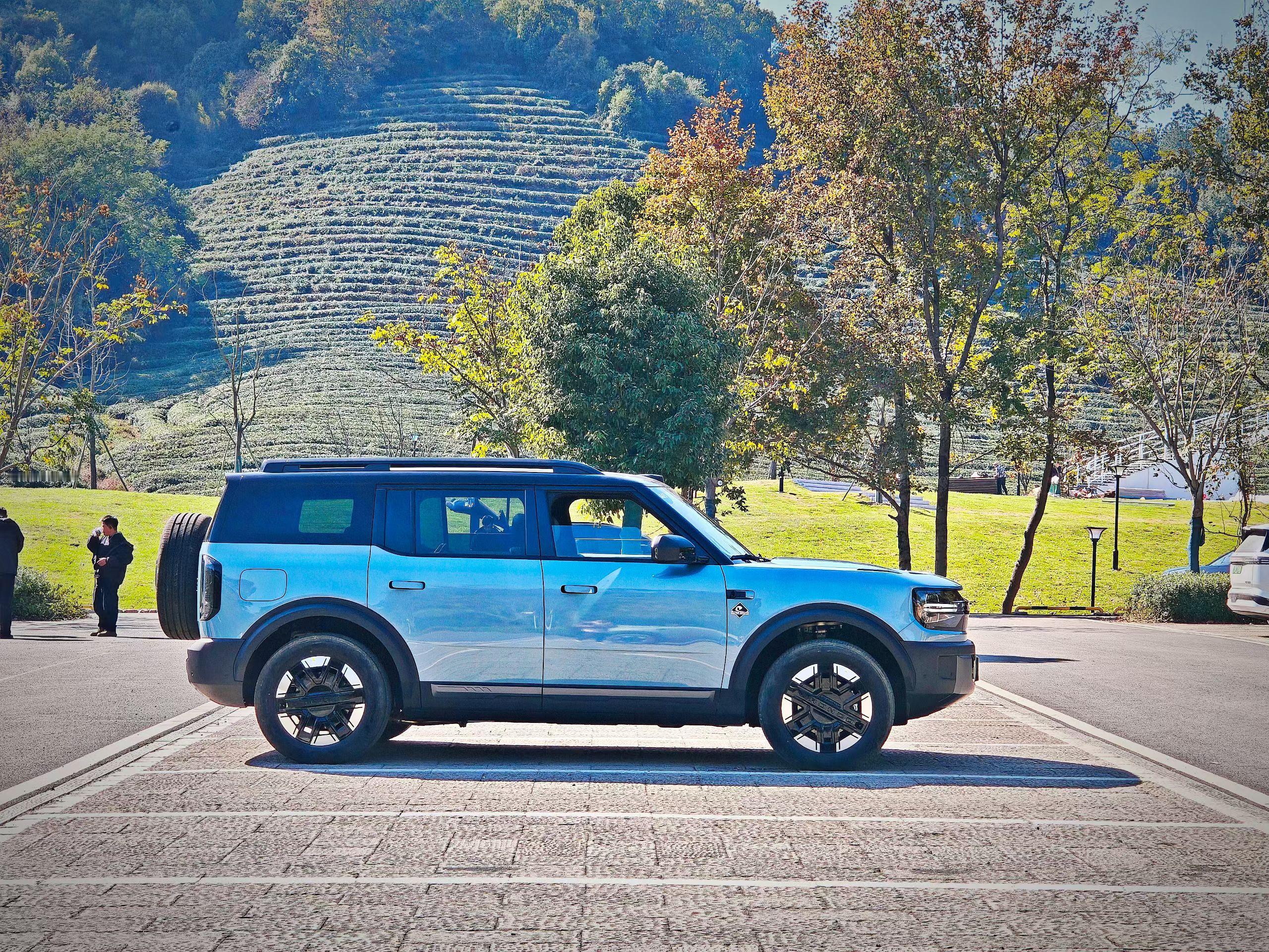 福特增程版烈马，霸气少了些，但是依然帅气。据说，这个中国版烈马，在研发过程，中方