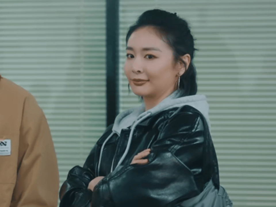 高叶真的很会揣摩角色的内心，给罗曼设计的一些小动作都很真实可爱，真的是好角色遇到