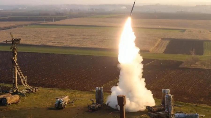 俄罗斯损失巨大，据乌军负责人西尔斯基披露的数据，这两年乌克兰虽然缺少防空导弹系统