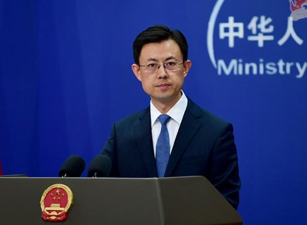 不到24小时，中方做出新表态，击碎美方幻想，俄石油中国照买不误。美国说到做到，将