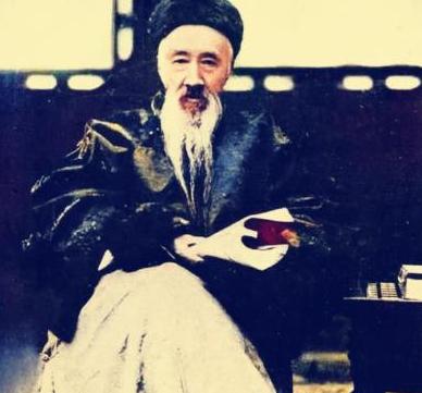 1895年，58岁的张之洞身体不舒服，下属赵茂昌送来了一支野山参，张之洞吃了后龙